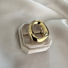 Afbeelding in Gallery-weergave laden, Ring Ovie - Goud
