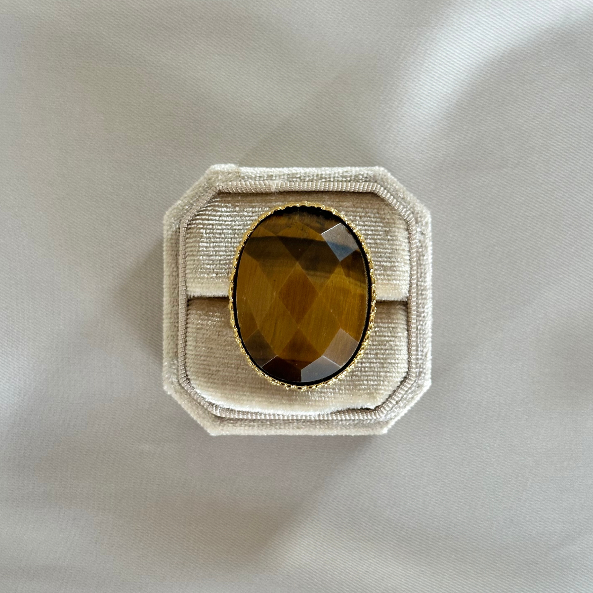 Ring Aveline - Bruin