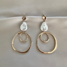 Afbeelding in Gallery-weergave laden, Earring Jule - Pearl
