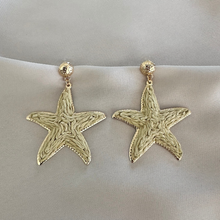 Afbeelding in Gallery-weergave laden, Earring Anke - Taupe
