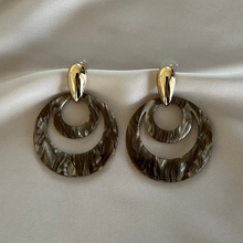 Afbeelding in Gallery-weergave laden, Earring Nahla - Taupe
