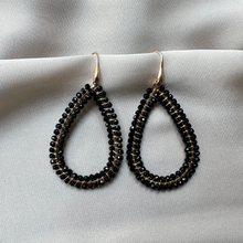 Afbeelding in Gallery-weergave laden, Earring Amber - Black
