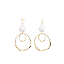 Afbeelding in Gallery-weergave laden, Earring Jule - Pearl
