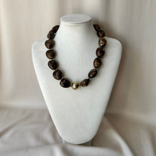 Afbeelding in Gallery-weergave laden, Necklace Adele - Brown
