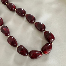 Afbeelding in Gallery-weergave laden, Necklace Dewi - Bordeaux
