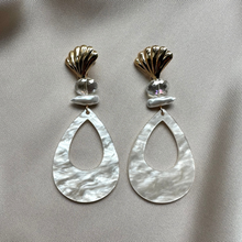 Afbeelding in Gallery-weergave laden, Earring Stacey - Off White
